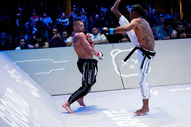 Benson Henderson vs Anthony Pettis at Karate Combat