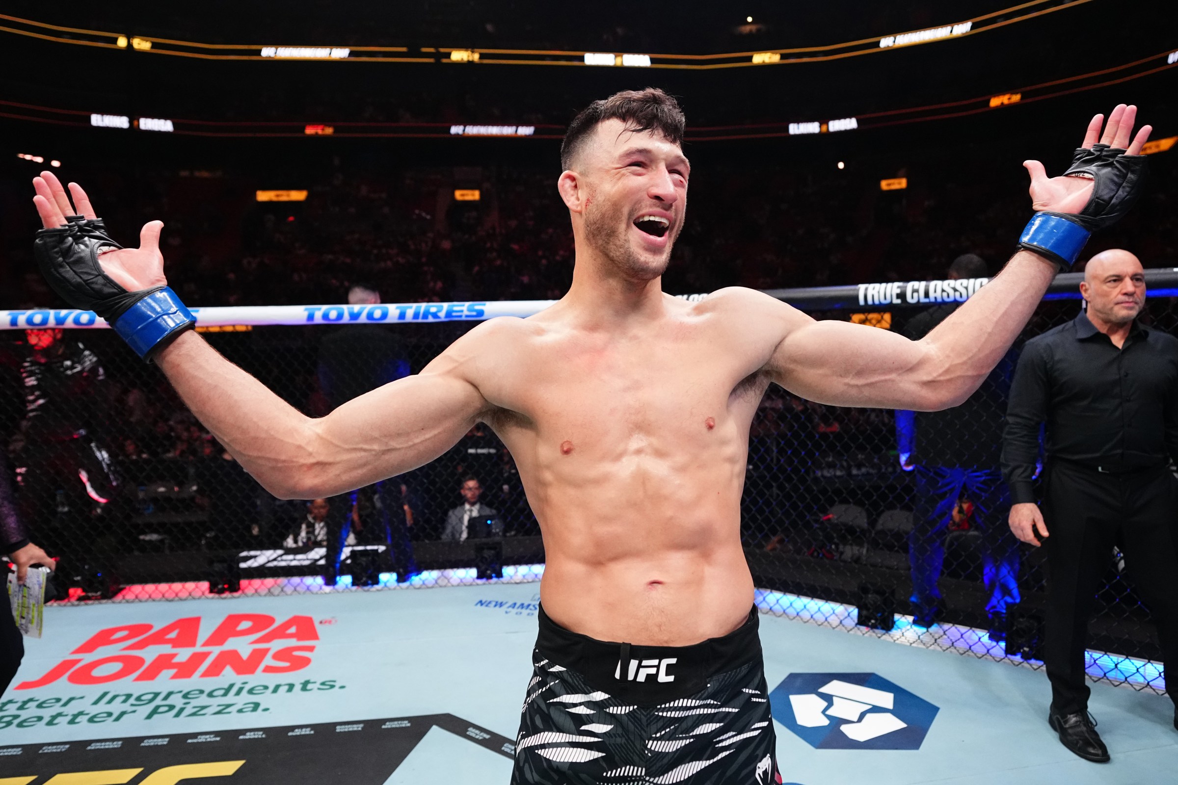 Juicy J will have some crowd support at UFC Seattle.