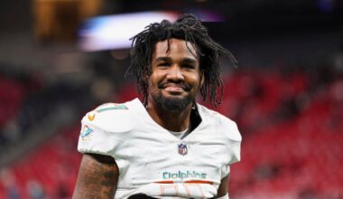 Jaylen Waddle trade grades: Broncos, Dolphins embrace 2026 goals