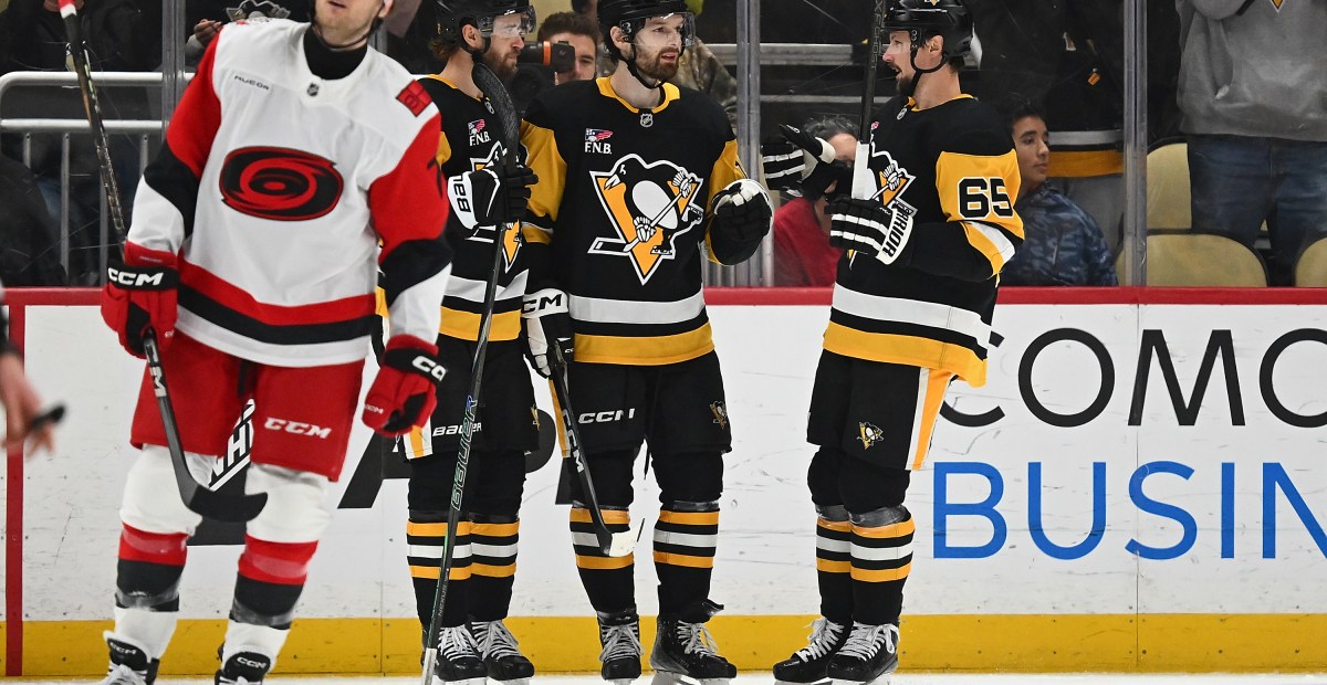 Erik Karlsson is playing incredible hockey for the Penguins