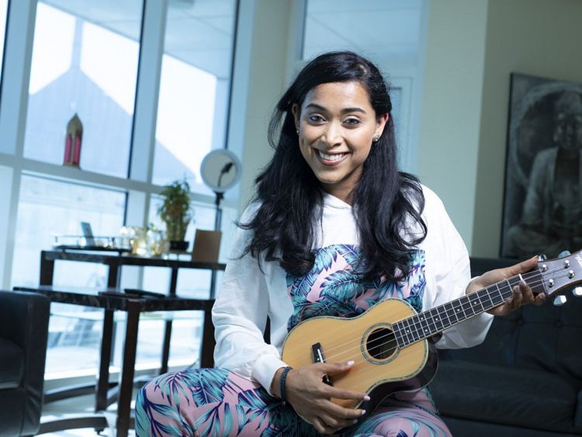 Bollywood Singer Shweta Subram Praises Dubai's Swift Response to Marina Tower Debris Incident