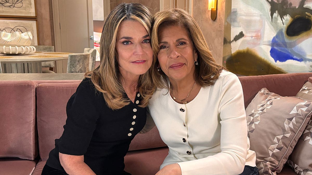 Savannah Guthrie sits with Hoda Kotb