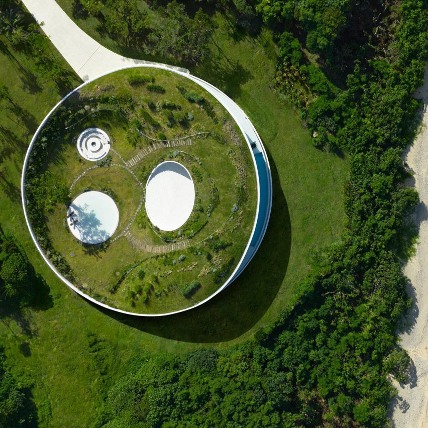 Green roof at Earth holiday home by Sou Fujimoto