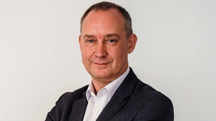 NHS official pushed to add patient data to Palantir platform while also advising company