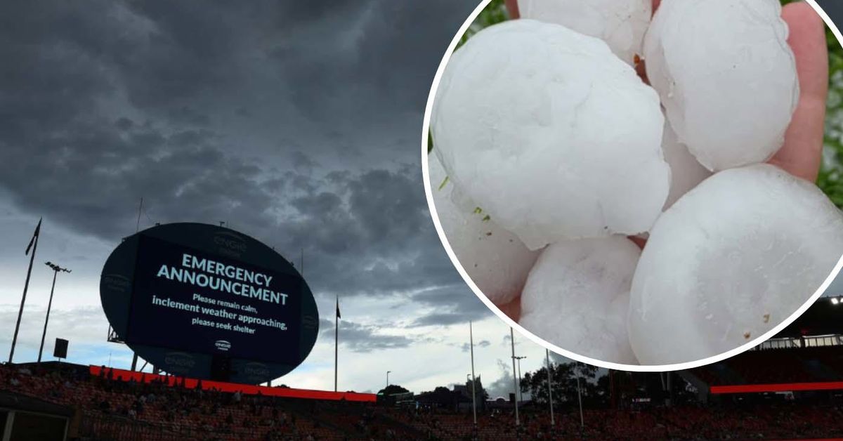 'Very dangerous' storm sees golf ball sized hail fall on parts of Sydney