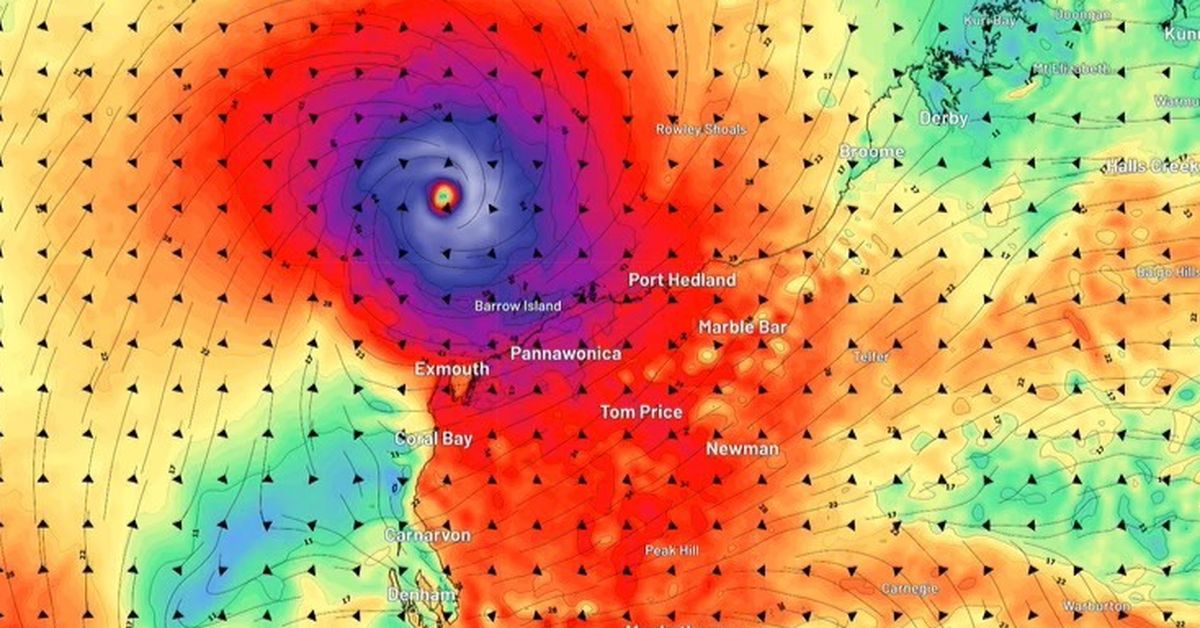 System expected to deliver massive 'rain dump' to Perth after crossing WA coast