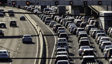 Diesel forecast to reach $4 a litre as motorists urged to change habits