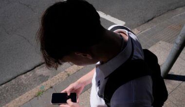 Australia falls to new low in World Happiness Report as social media impacts young people