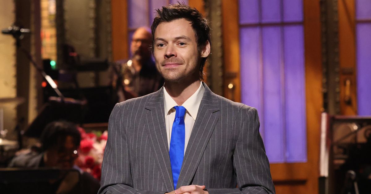 Harry Styles takes a swipe at Andrew Mountbatten-Windsor in SNL monologue