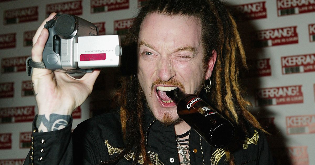 Ginger Wildheart cancer: The Wildhearts frontman refusing treatment as 'I've lived the life of 10 men'