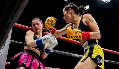 Isis Sio, novice female junior flyweight, in coma after KO loss