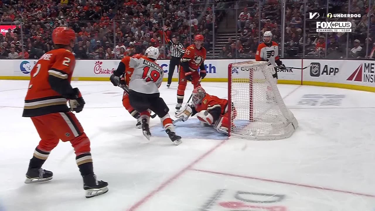 PHI@ANA: Dostal with a great save against Garnet Hathaway