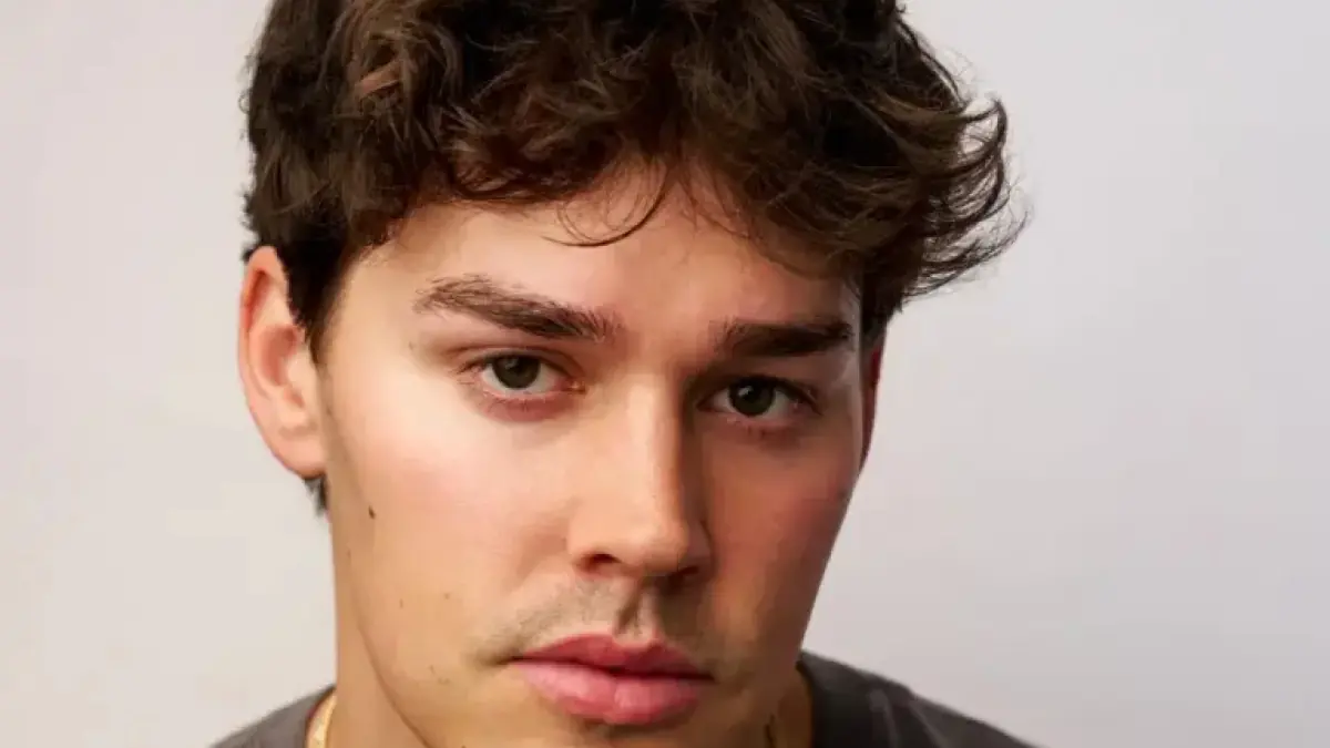 Noah Beck Joins Baywatch TV Series as Luke