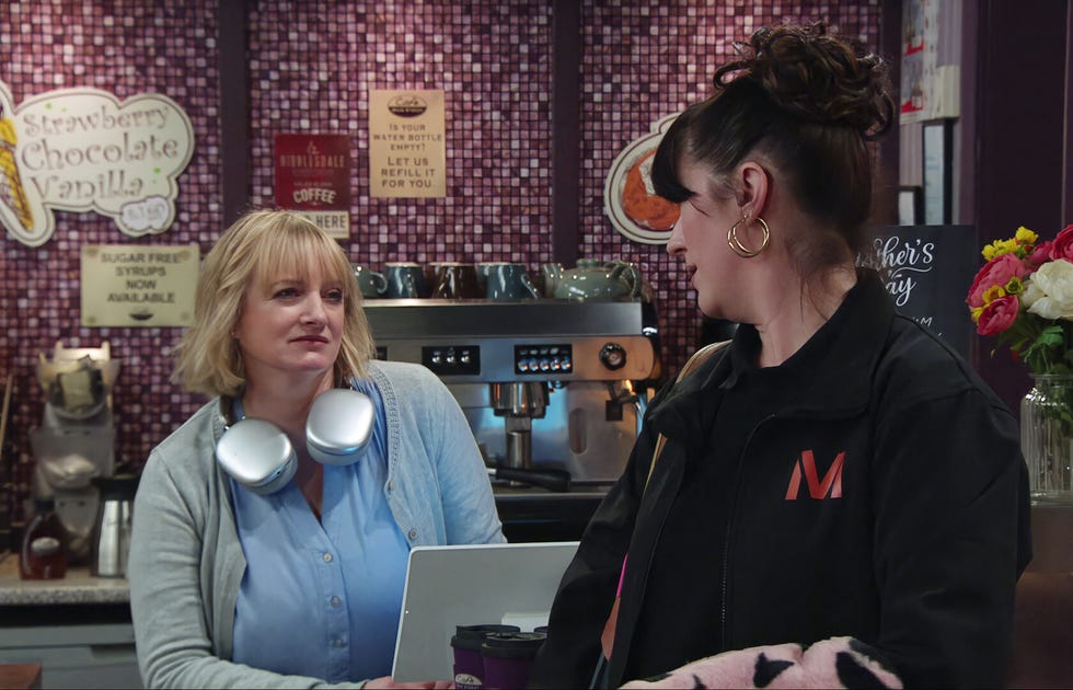 kerry wyatt, nicola king, emmerdale