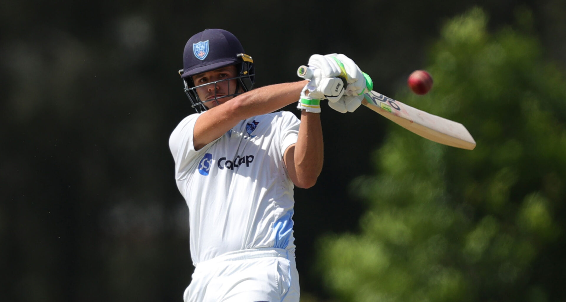 Konstas falls after start again, middle order fights for NSW