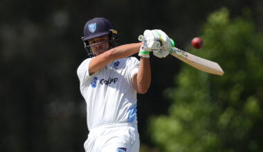 Konstas falls after start again, middle order fights for NSW