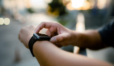 4 Smartwatches You Should Avoid, According To Consumer Reports