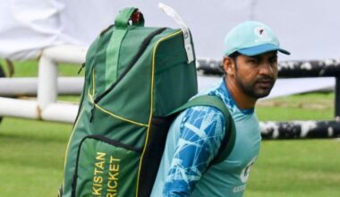 Sarfaraz Ahmed announces retirement from international cricket