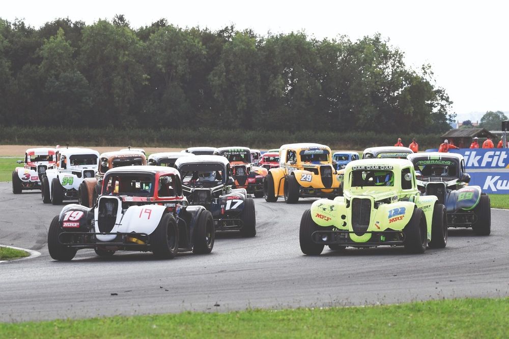 Fan-favourites Legends guaranteed to entertain at Donington Park season-opener