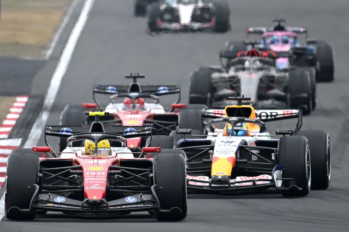 Why Hamilton believes 2026 F1 rules are “what racing should be” – unlike Verstappen