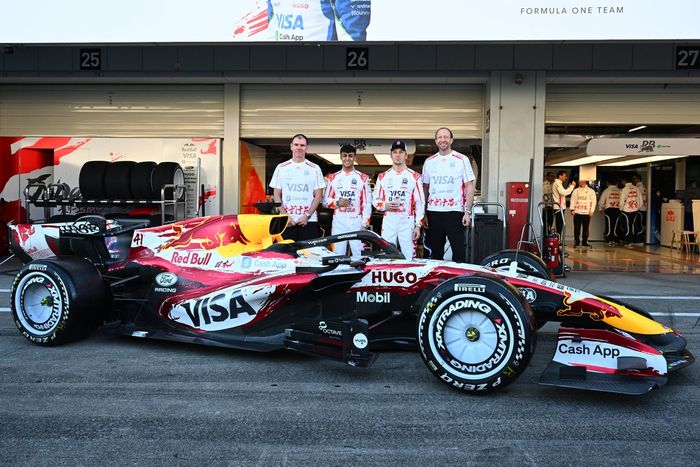 Liam Lawson, Racing Bulls, Peter Bayer, Racing Bulls, Alan Permane, Racing Bulls, Arvid Lindblad, Racing Bulls