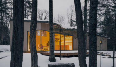 Quebec house by Ravi Handa
