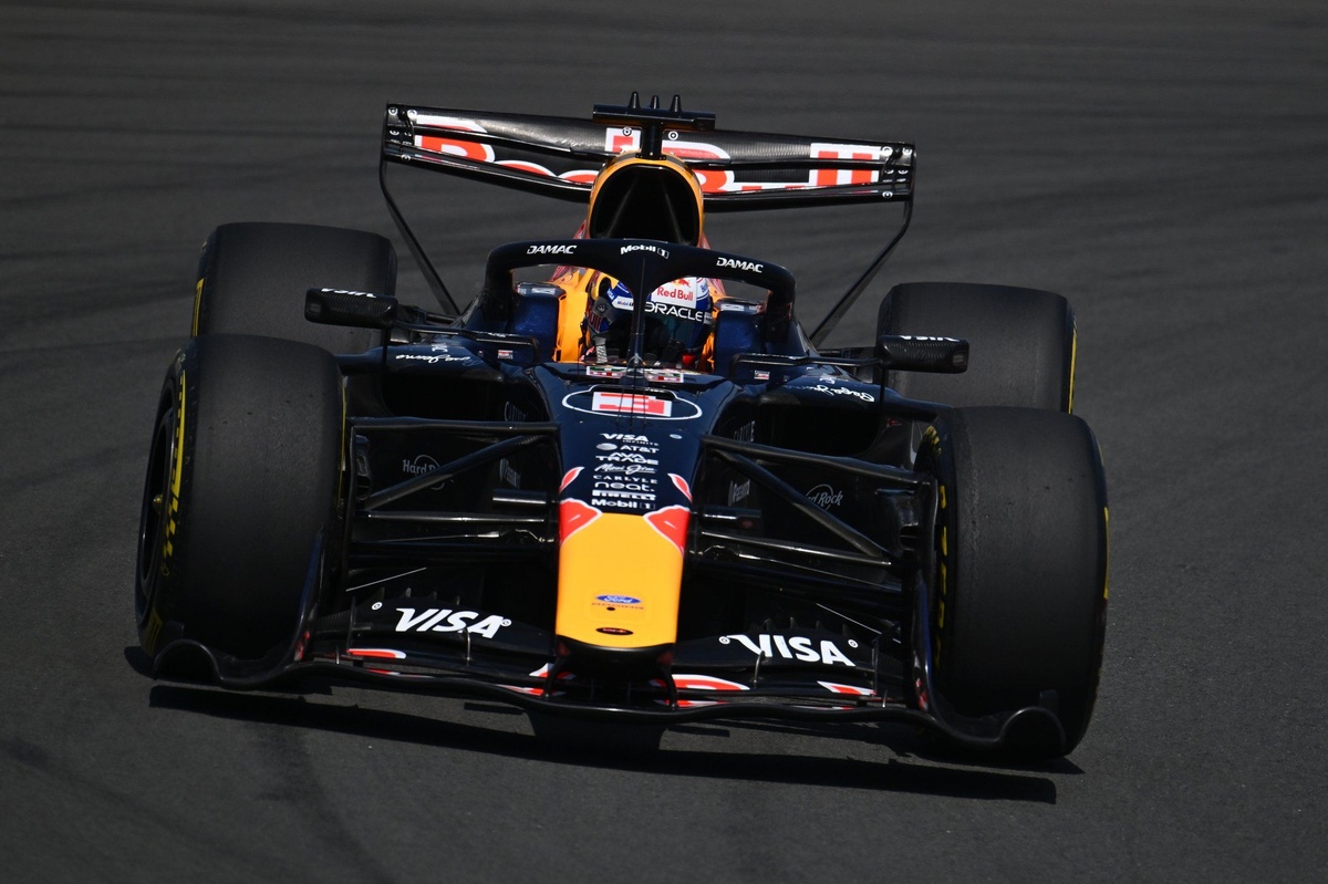 Every lap is survival in "undriveable" Red Bull F1 car
