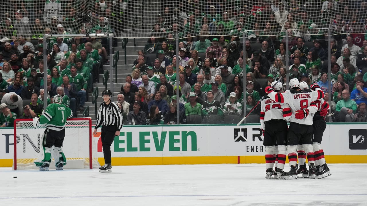 Jack Hughes scores twice, Devils hold off Stars