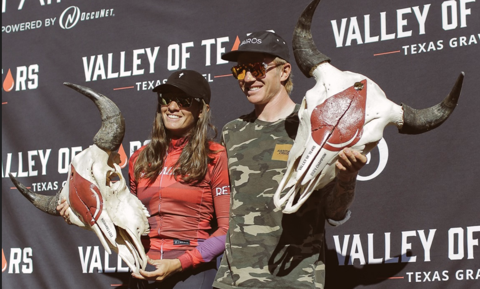 Keegan Swenson and Sofia Gomez Villafa&ntilde;e with unique trophies for winning Valley of Tears