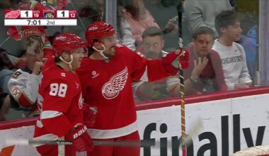 Faulk buries a backhand | NHL.com