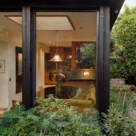 Paris house by Hauvette & Madani