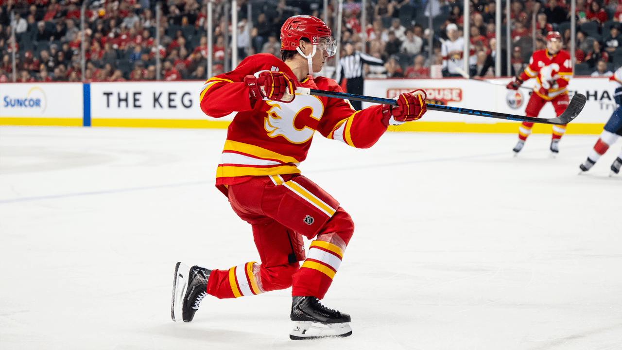 Olofsson scores 1st goal with Flames in win against Panthers