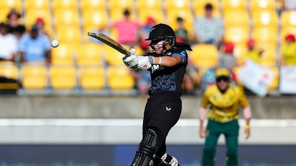 Amelia Kerr record nZ vs SA