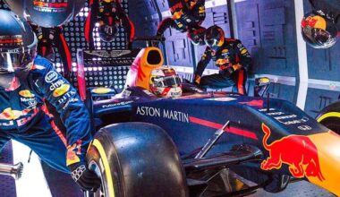 Red Bull's 2019 Zero-G F1 Pit Stop Is Still an Awesome Watch