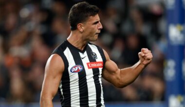 Pies star grabs the lead, three perfect 10s