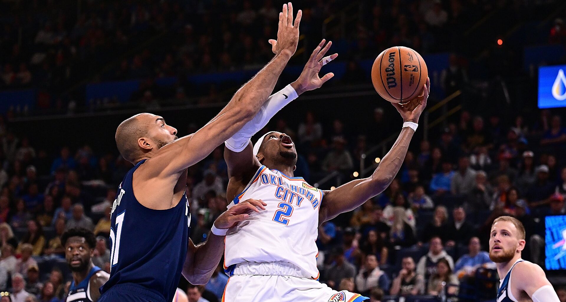 Cavaliers' Max Strus makes season debut against Mavericks