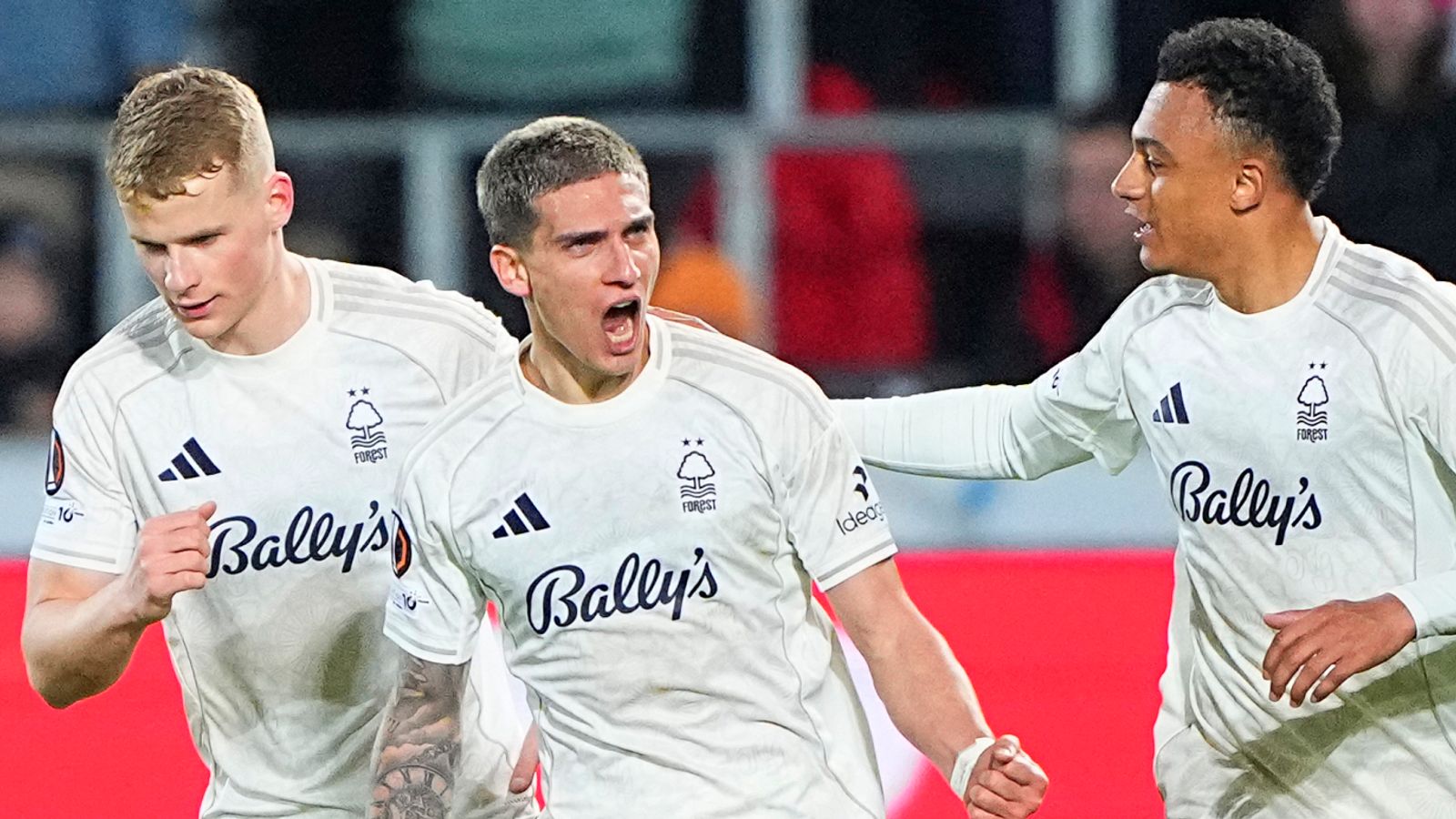 Nottingham Forest's Nicolas Dominguez (C) celebrates after scoring