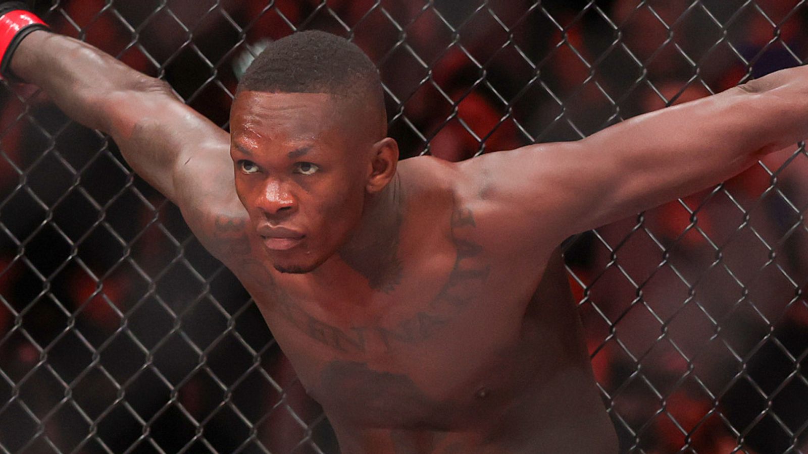 Israel Adesanya prepares to fight Joe Pyfer during their UFC middleweight bout (Getty Images)