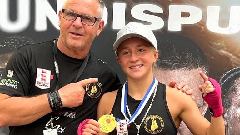 Shaun Weeks, Ruby White