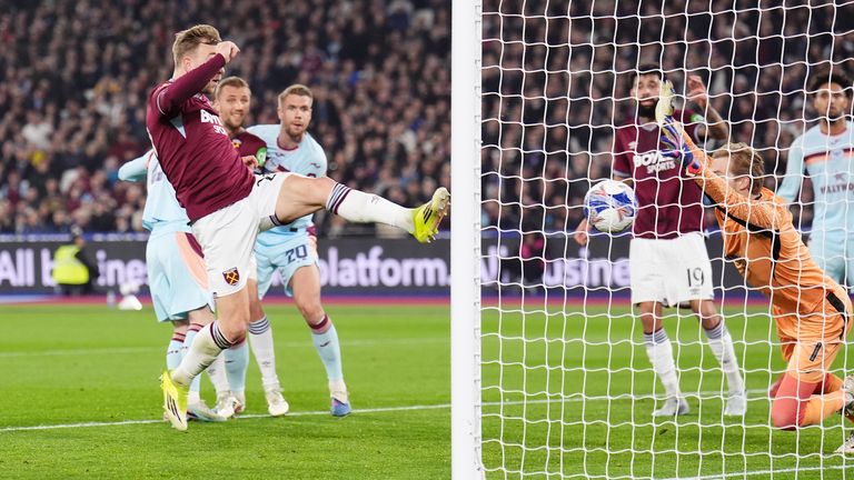 Jarrod Bowen gave West Ham the lead from a corner