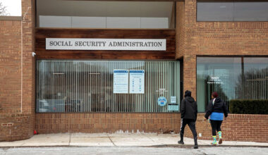 How to maximize Social Security benefits by delaying retirement claims