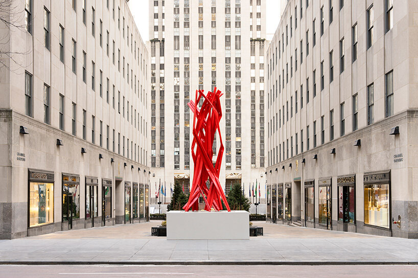 from public infrastructure to public art: bettina pousttchi's guardrail sculpture lands in NYC - 1