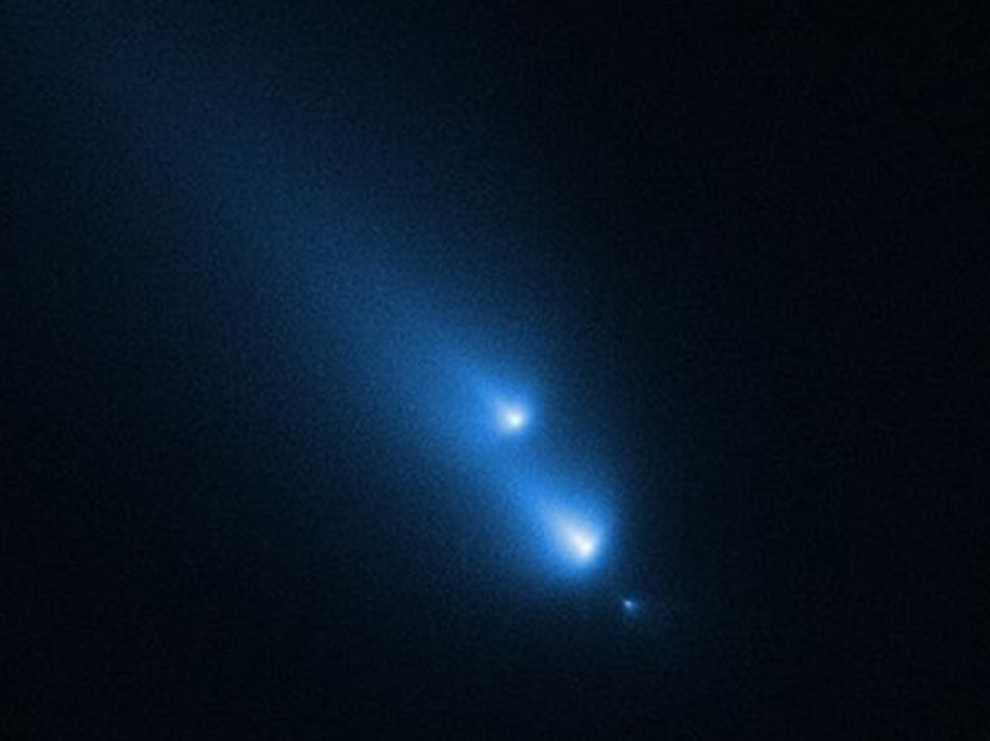 The fragmenting comet C/2025 K1 (ATLAS)