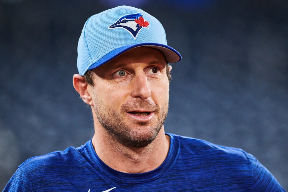Scherzer and his 8-year-old daughter happy to be staying in Toronto