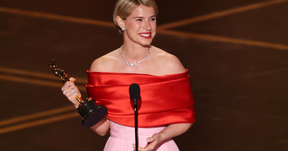 Oscars 2026: Winners, red carpet fashion, big show moments, historic awards