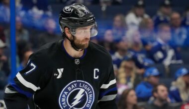 Lightning's Victor Hedman exits vs. Canucks due to illness
