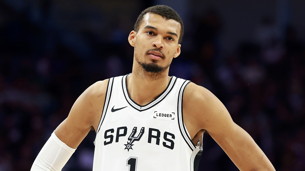 Victor Wembanyama makes case to lead NBA MVP race, Spurs clinch playoff berth