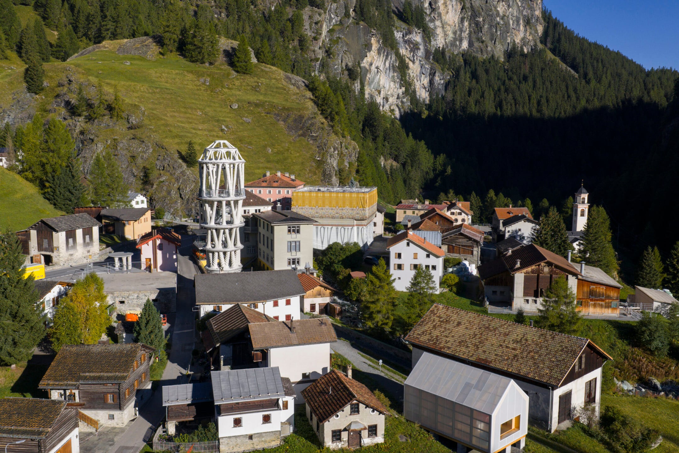 worlds-tallest-3d-printed-tower-points-the-way-forward12