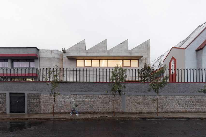 Visual Arts Building at the Cardinal Spellman Salesian Bilingual School in Quito