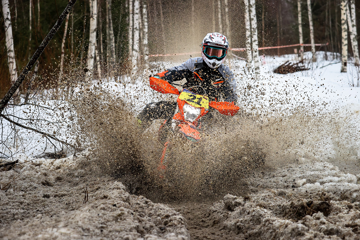 Watch 700km Finnish Classic Enduro Live